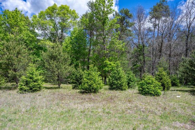 N8034 North Shore Drive, New Lisbon, WI 53950