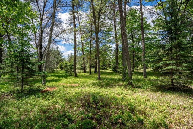 N8034 North Shore Drive, New Lisbon, WI 53950