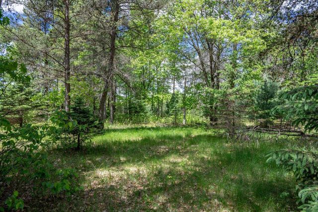 N8034 North Shore Drive, New Lisbon, WI 53950