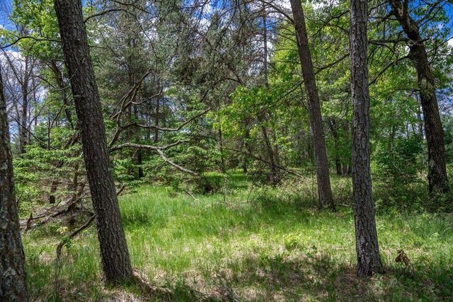 N8034 North Shore Drive, New Lisbon, WI 53950