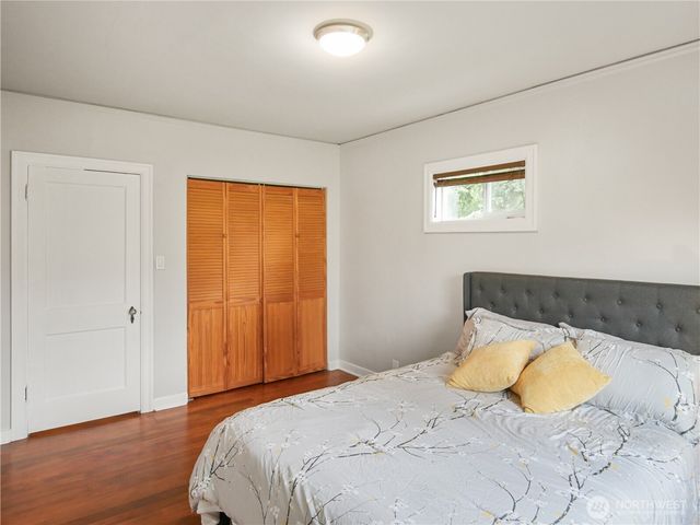 205 NW 101st Street, Seattle, WA 98177