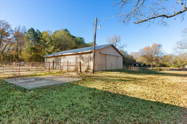 6044 Red Mason Rd., Longview, TX 75605