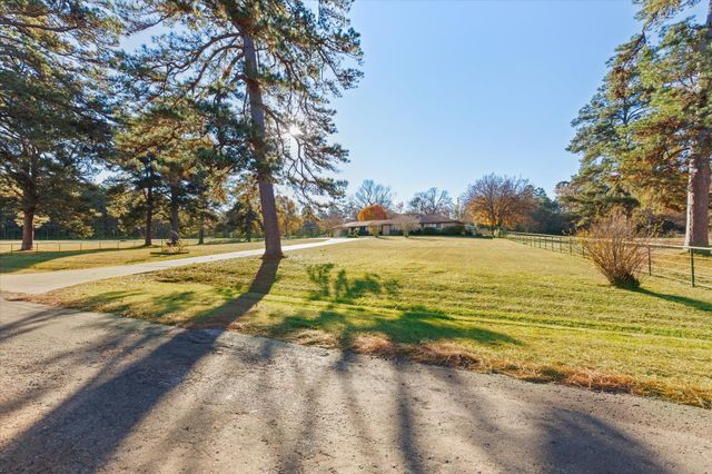 6044 Red Mason Rd., Longview, TX 75605