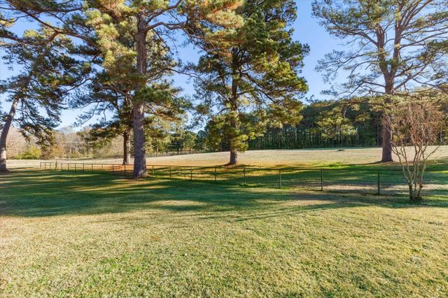 6044 Red Mason Rd., Longview, TX 75605