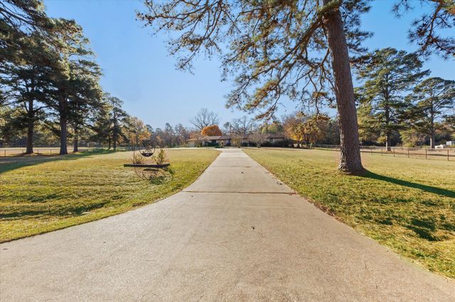 6044 Red Mason Rd., Longview, TX 75605