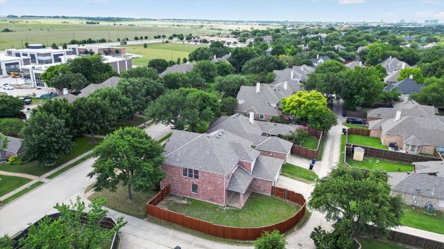10901 Briar Brook Lane, Frisco, TX 75033