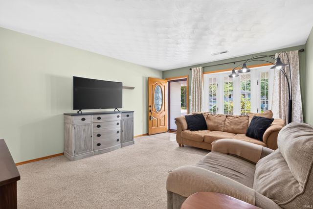 3810 Chestnut Court, Lafayette, IN 47905