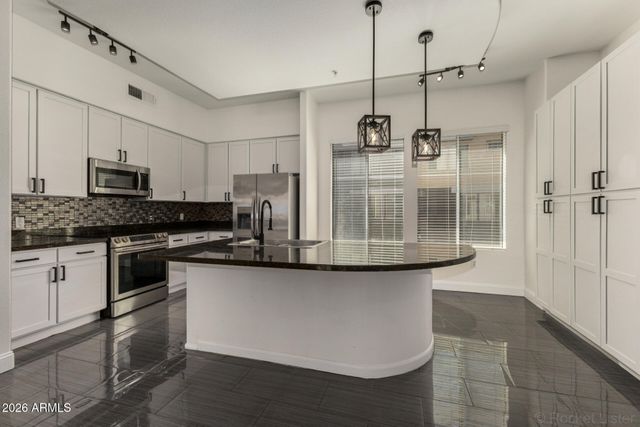 6605 N 93RD Avenue 1030, Glendale, AZ 85305