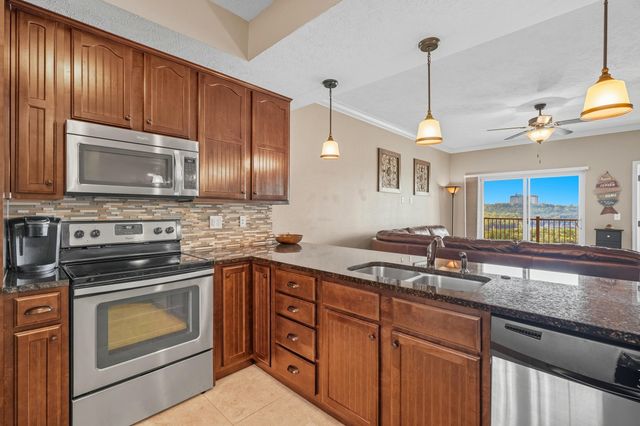 200 Majestic Drive, 1-303, Branson, MO 65616