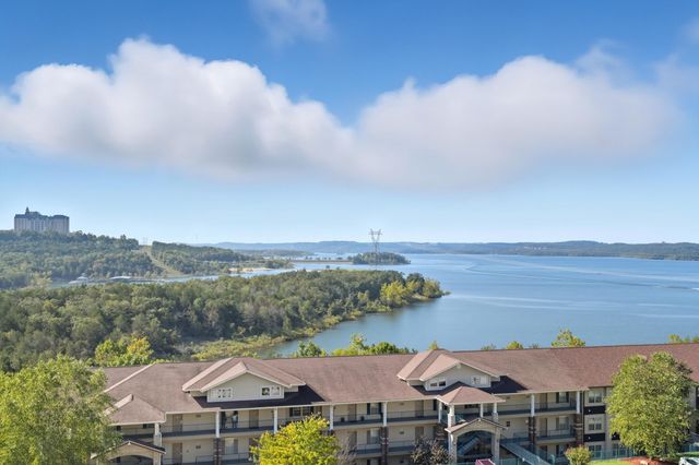 200 Majestic Drive, 1-303, Branson, MO 65616