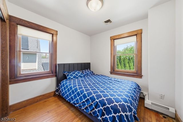 37 Buena Vista Ave, Hawthorne Boro, NJ 07506