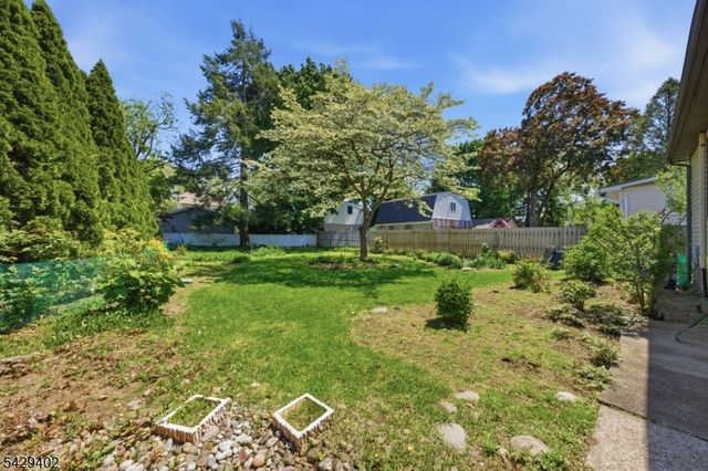 37 Buena Vista Ave, Hawthorne Boro, NJ 07506