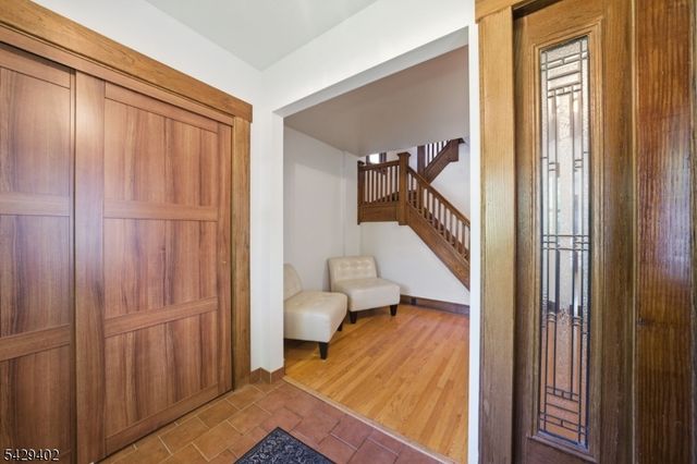 37 Buena Vista Ave, Hawthorne Boro, NJ 07506