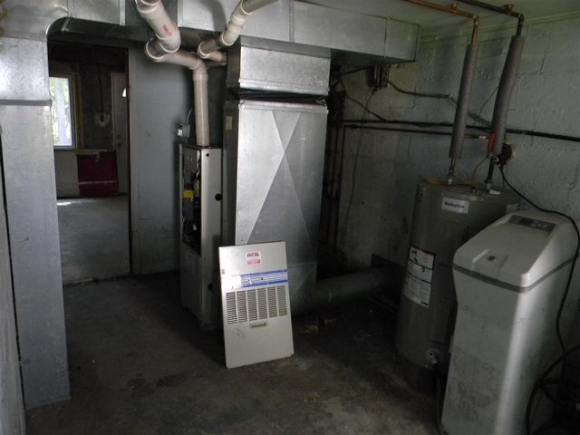 3776 N Jebavy Drive, Ludington, MI 49431