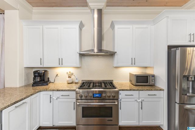 3792 POE DRIVE, Vestavia Hills, AL 35223