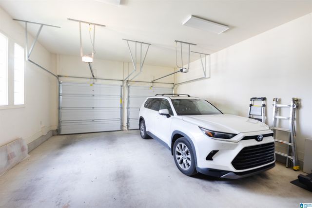 3792 POE DRIVE, Vestavia Hills, AL 35223