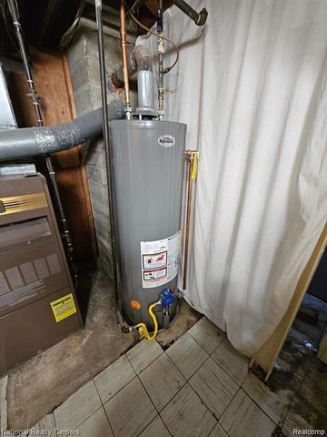 13621 MULBERRY Street, Southgate, MI 48195