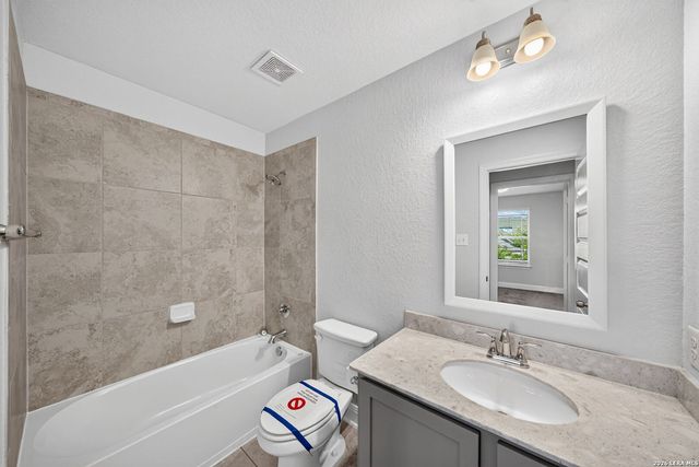 619 Wipper, New Braunfels, TX 78130