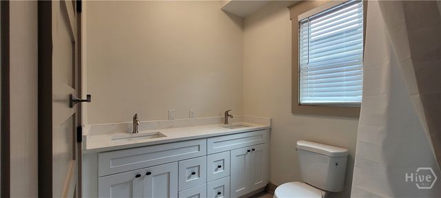 1018 E Gwinnett Street B, Savannah, GA 31401