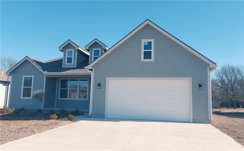 1605 Al Ortolani Way, Pittsburg, KS 66762