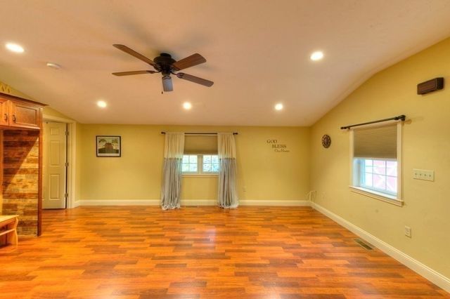 352 Lake Ave., Worcester, MA 01604