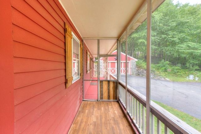 352 Lake Ave., Worcester, MA 01604