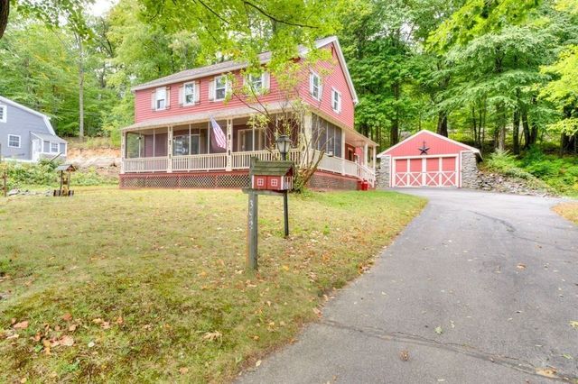 352 Lake Ave., Worcester, MA 01604