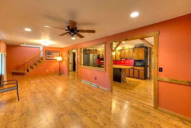 352 Lake Ave., Worcester, MA 01604