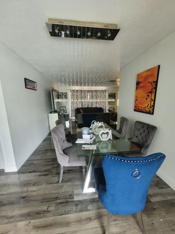 6641 Emerald Lake Drive, Miramar, FL 33023