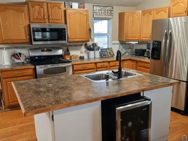 251 Road 200, Emporia, KS 66801