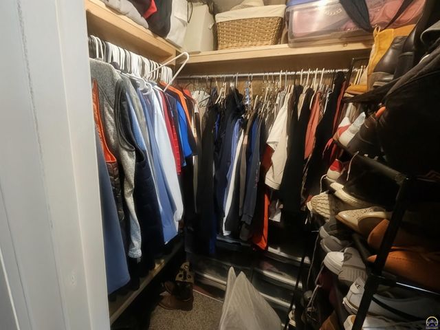 251 Road 200, Emporia, KS 66801