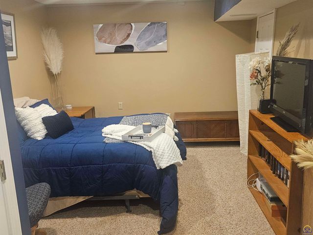 251 Road 200, Emporia, KS 66801