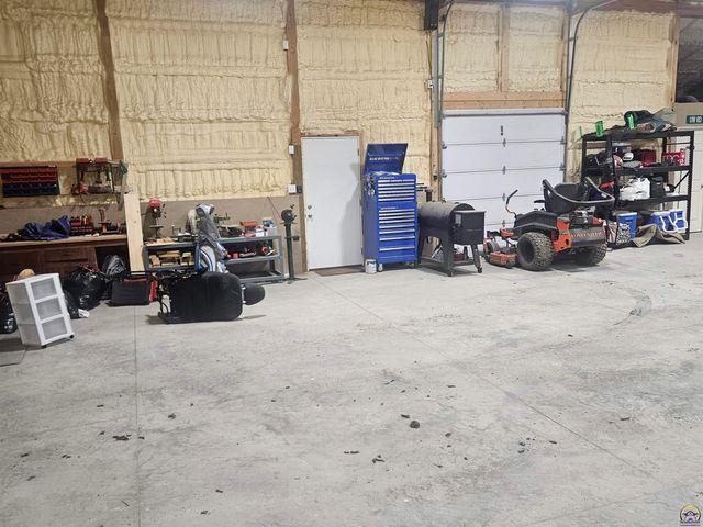 251 Road 200, Emporia, KS 66801