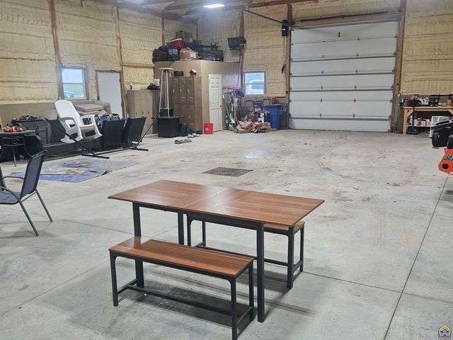 251 Road 200, Emporia, KS 66801