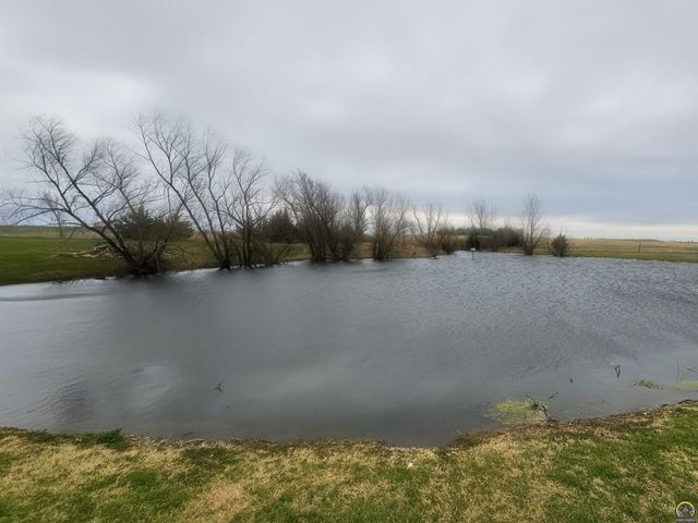 251 Road 200, Emporia, KS 66801