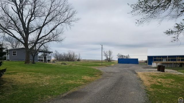 251 Road 200, Emporia, KS 66801