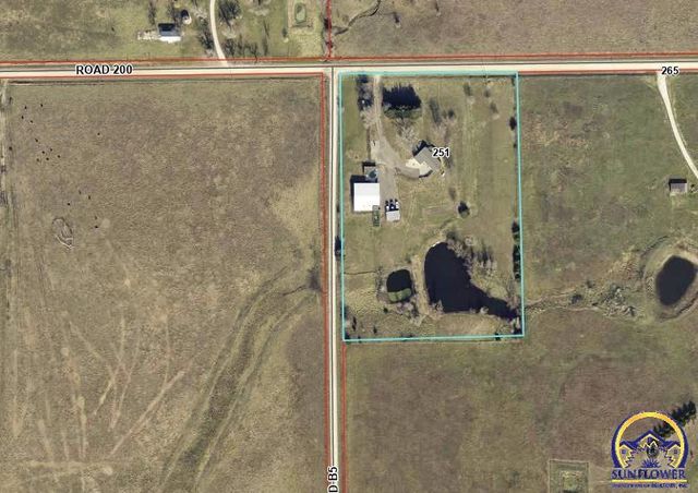 251 Road 200, Emporia, KS 66801