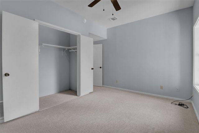 2211 Hilliard RD, San Marcos, TX 78666