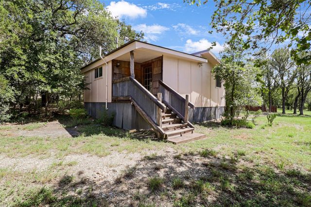 2211 Hilliard RD, San Marcos, TX 78666