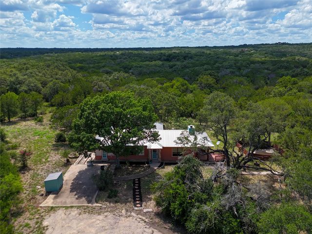 2211 Hilliard RD, San Marcos, TX 78666