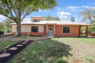 2211 Hilliard RD, San Marcos, TX 78666