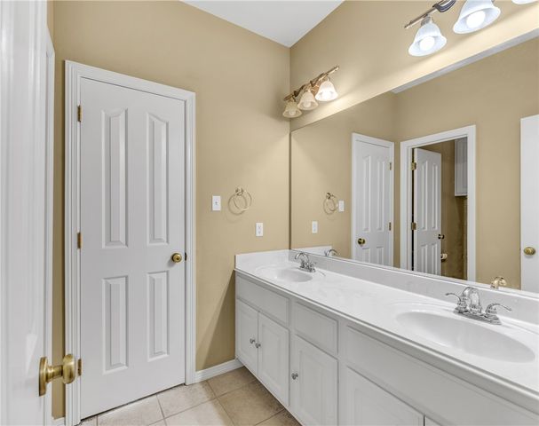 3209 Stampede Drive, Bryan, TX 77808