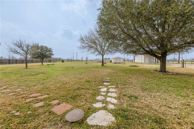 3209 Stampede Drive, Bryan, TX 77808