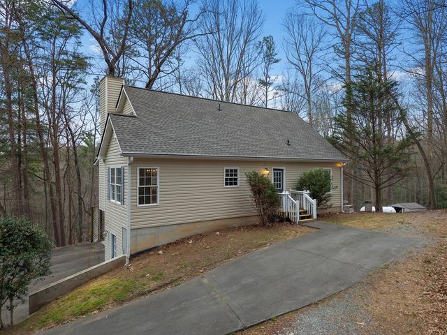 86 Carson Cove Road, Ellijay, GA 30540
