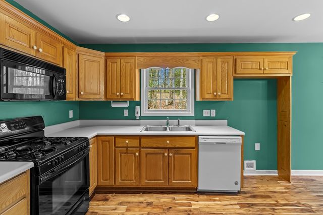 86 Carson Cove Road, Ellijay, GA 30540