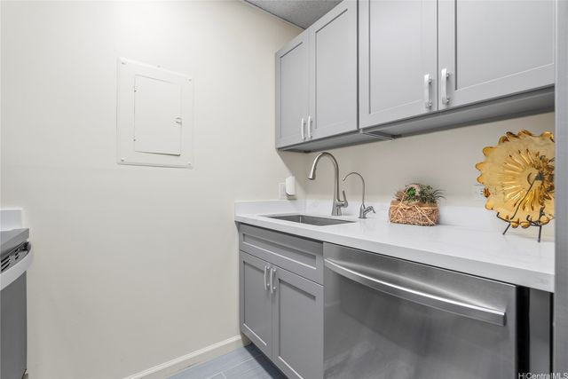 775 Kinalau Place 706, Honolulu, HI 96813