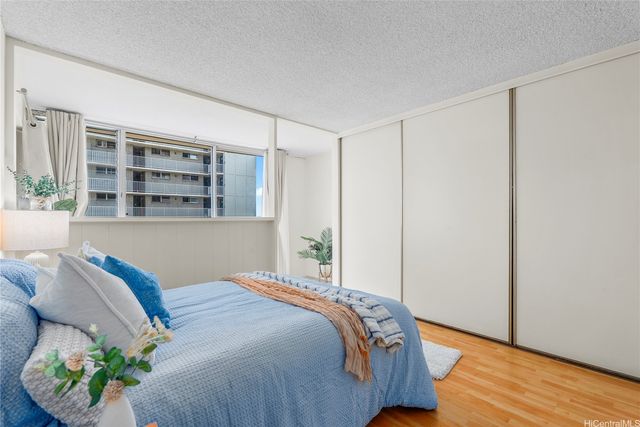 775 Kinalau Place 706, Honolulu, HI 96813