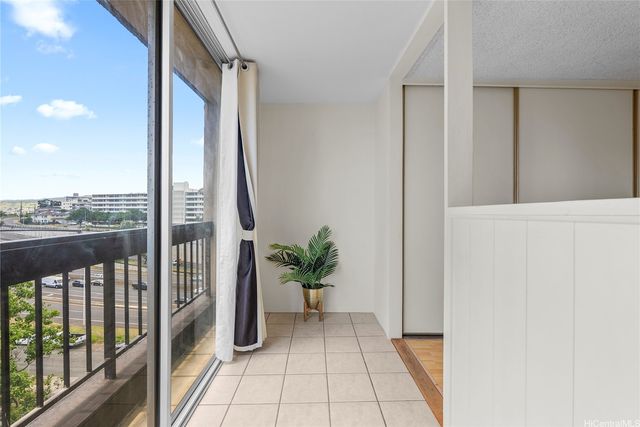 775 Kinalau Place 706, Honolulu, HI 96813