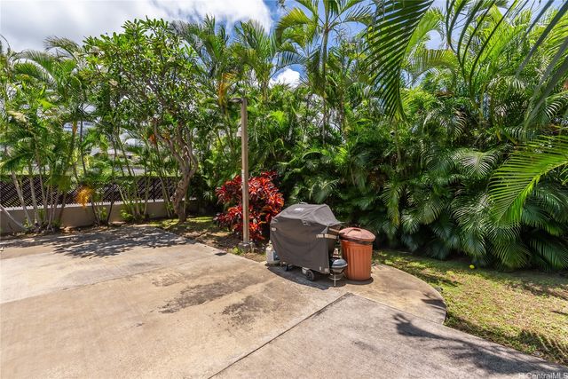 775 Kinalau Place 706, Honolulu, HI 96813