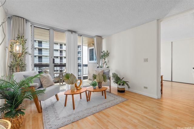 775 Kinalau Place 706, Honolulu, HI 96813